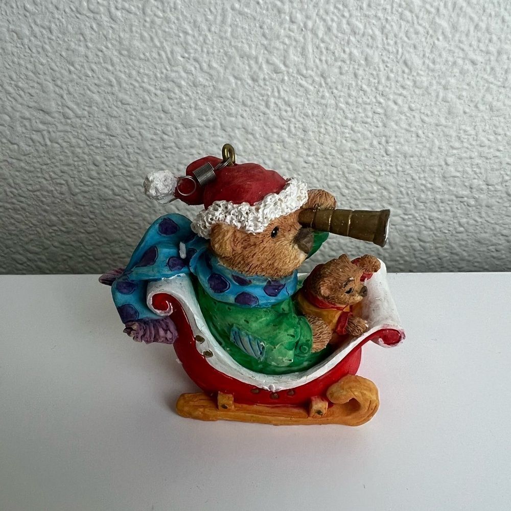 Enesco Corporation Santa searching ornament 1996 2.5”